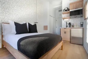 Studio1/Plateau/St-Denis/Terraces/SelfCheck-In/AC - Image 2