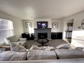 DePere | Modern Executive Retreat - Image 4