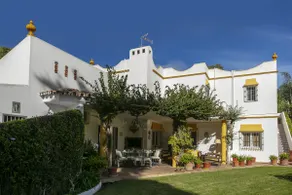 Villa Arin - Beachside Family Home by Finest Rentals - Image 4