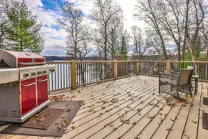 Recreational lakefront home with private dock, tra - Image 4