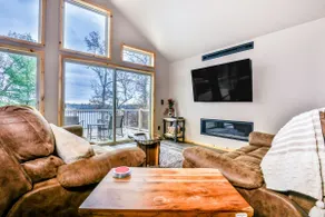 Recreational lakefront home with private dock, tra - Image 5