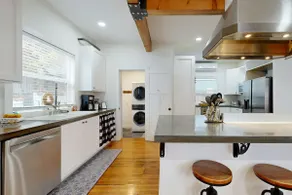 Relaxing river-view home with private patio, grill - Image 4