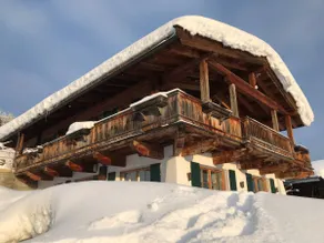 Chalet Bockberg Ski in - Ski out & Whirlpool in Kitzbühel by ONE VILLAS - Image 2