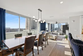Penthouse @ 175 LEX -Walk to Rupp Arena on Main St - Image 2