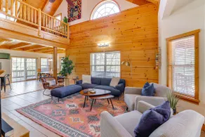 Family-Friendly Cabin By Golf Course & Marina - Image 4