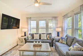 Historic Tarpon Springs Abode ~ 3 Mi to Beach - Image 2