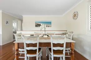 Barefoot Beach House Narrawallee - Image 3