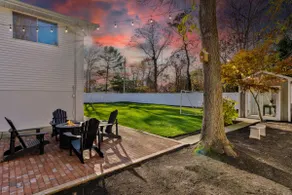 Walk to the Beach - Modern Home with FirePit and Bikes - Image 4