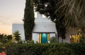 Dazzling Art Deco Oasis near San Diego - Image 3