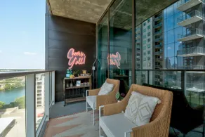 Alluring Ultramodern Stay On Rainey | Rooftop Pool - Image 3