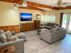 Bluewater Sunset - Private Lake Access, Hot Tub - Image 4