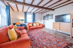 Solebay House, Tunstall - Image 2