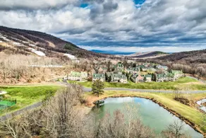 Hike, Bike & Swim: Mountain Escape w/ Deck - Image 4