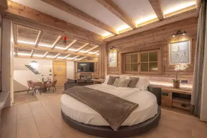 'Le Chalet Suite' mit Bergblick, privater Terrasse und WLAN - Image 4