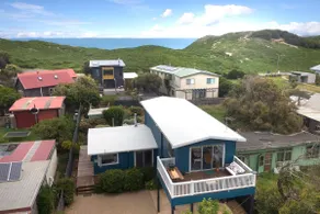 Blue Bay View on Phillip Island-Sauna-Pets-WiFi - Image 4