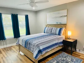 Hues of Blue 2BR 2BA Home on Quiet Street - Image 5