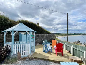 Hill Crest - Clifftop Escape with Sea View - Image 4