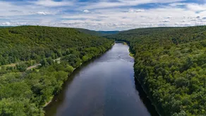 Narrowsburg’s Favorite Riverfront Home! - Image 3