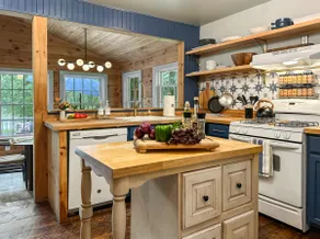 Narrowsburg’s Favorite Riverfront Home! - Image 5