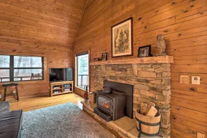 Charming Cabin w/ Hot Tub, Fire Pit & Views! - Image 4
