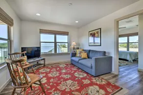 Dog-Friendly Apartment ~ 32 Mi to Fort Worth! - Image 4