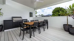 Beach Shack Bongaree - Image 2