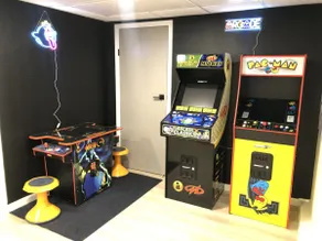 Large Central Home|Themed|Arcades|Basketball Court - Image 2