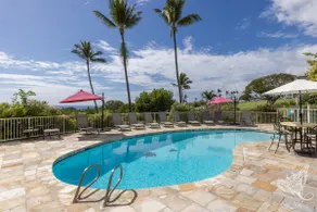 Appartement en copropriété entièrement équipé avec barbecue, jardin et piscine privée | Vue ville - Image 5