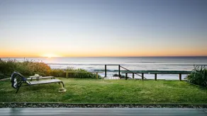 Absolute beachfront on surf beach - Image 2