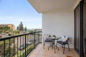 Unit 66 Grand Pacific Resort Bulcock St Caloundra - Image 5