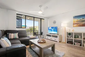 Unit 66 Grand Pacific Resort Bulcock St Caloundra - Image 3