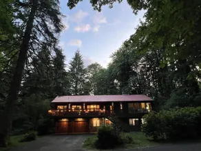 Indoor Pickleball - Pet Friendly, 2 Acres, HotTub! - Image 3