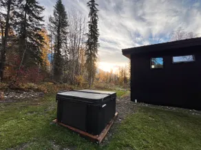 Luxury Private Cabin w/Hot Tub & Mountain Views - Image 4