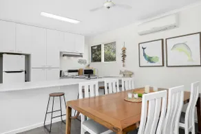 Hitchcock Holiday House - Image 5
