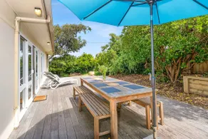 Hitchcock Holiday House - Image 3