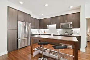 Modern 2BR Perfect for G00gle w/Parking, Pool & Gym - Image 4