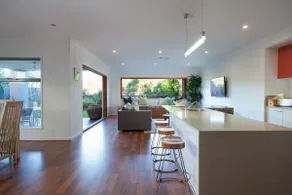 Green House - Image 3