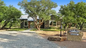A Magical Place, Sleeps 8, Hot tub/Fire Pit,Pool - Image 2