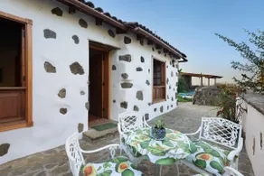 Maison de vacances \"El Nogal\" avec vue sur la mer, terrasse privée et Wi-Fi. - Image 2
