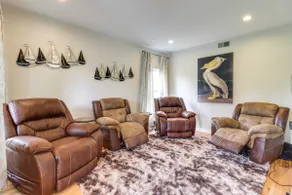 Calm Columbia Haven: Outdoor Pool, Hot Tub! - Image 4