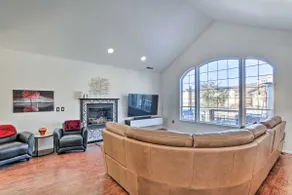 Alluring Home w/ Fire Pit < 1/2 Mi to OIT! - Image 4