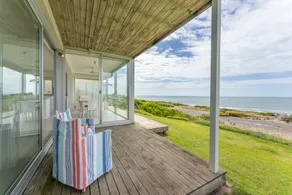 Chiton On The Rocks - A Breezy Beachfront Escape - Image 2