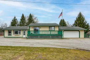 Cozy Cass City Retreat w/ Spacious Deck! - Image 5