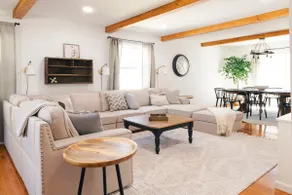 Large 5br Saratoga Home, within a mile of track. - Image 3