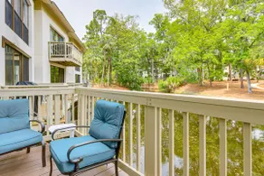 Walk to Beach: Coligny Gem w/ Community Perks! - Image 2