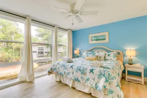 Walk to Beach: Coligny Gem w/ Community Perks! - Image 3