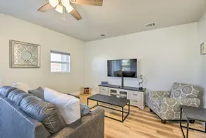 Walk to TCU: Fort Worth Retreat w/ Balcony! - Image 4