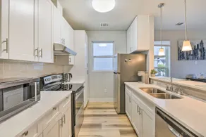 Walk to TCU: Fort Worth Retreat w/ Balcony! - Image 2
