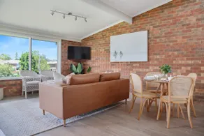 Pelican Waters - Apartment 7 - Image 5