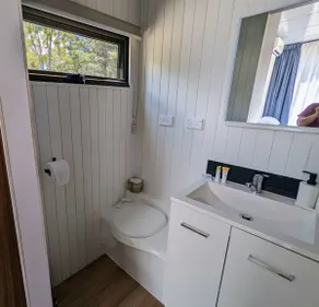 \"Timboon\" Tiny House 10 - Escape @ Grampians' Edge - Image 3